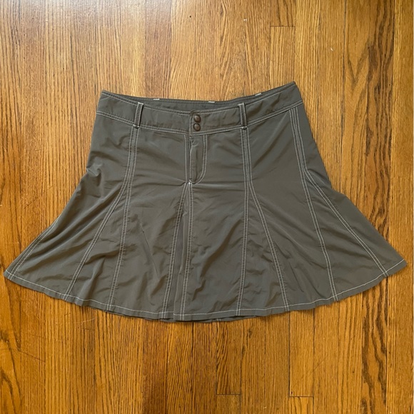 Athleta Flared Olive Green Skort - Picture 1 of 9